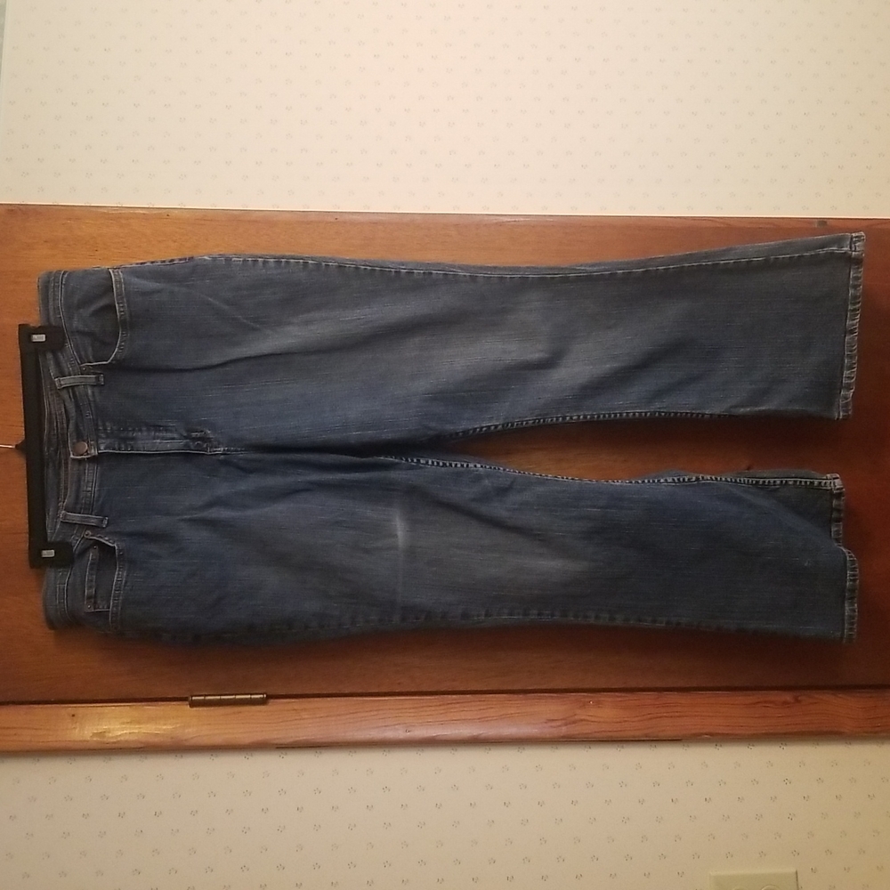 Jeans - Picture 2 of 3
